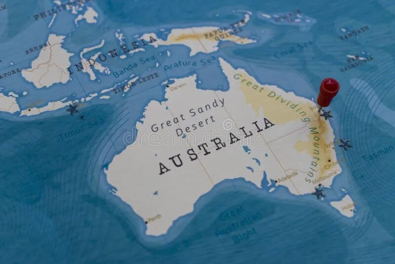 Карта Австралии вверх ногами. Австралия закрытые земли. Brisbane on the World Map. Карта земли австралии