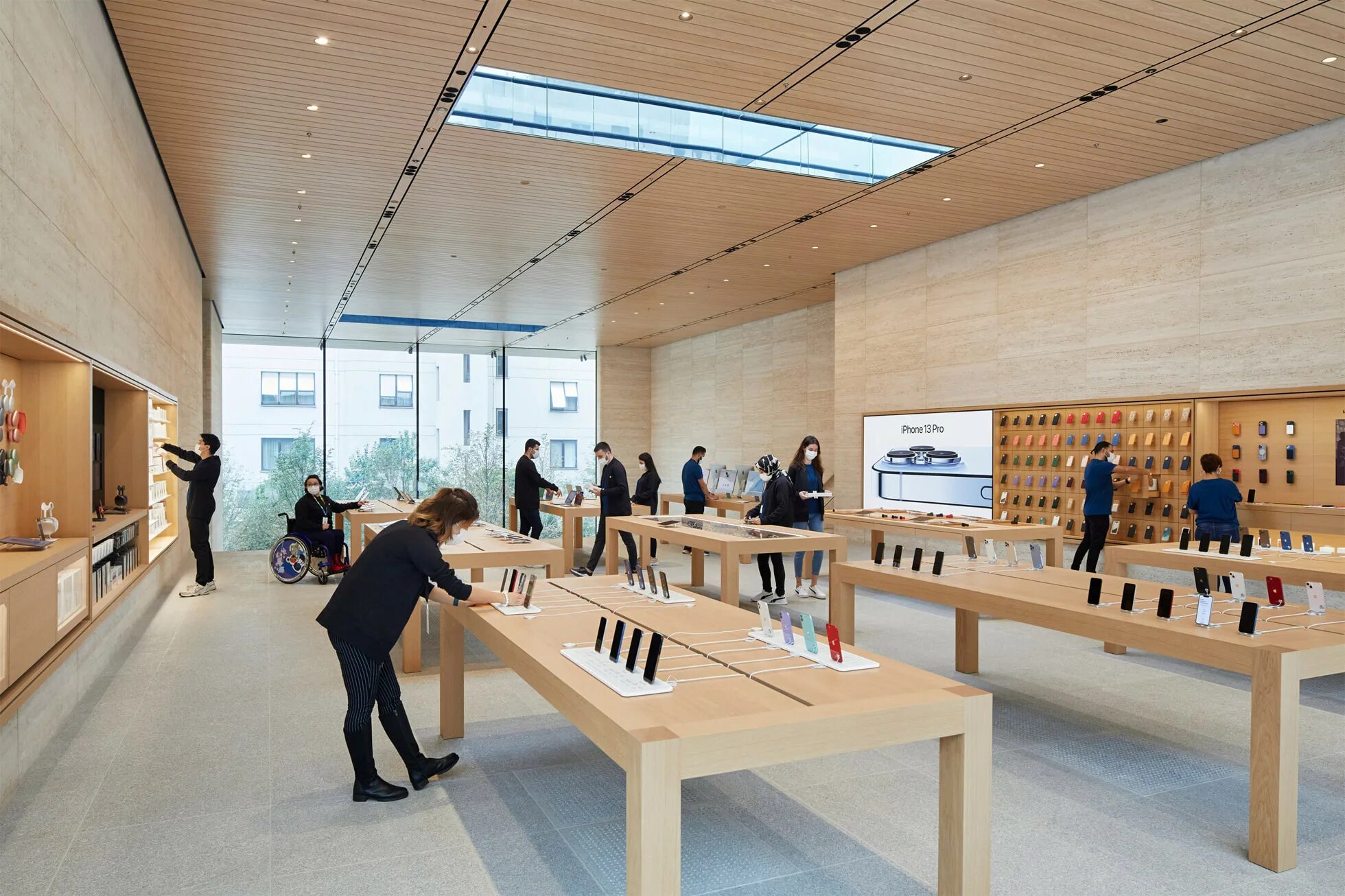 Магазин техники apple store. Apple Store 2021. Apple Store 1990. Apple Store в Стамбуле. Apple Store 2022.