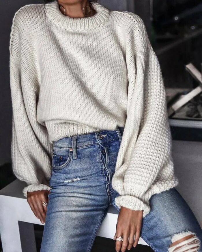 свитер женский модный. джемпер женский. жесткие свитера. пуловер оверсайз 2021-2022. модный джемпер.