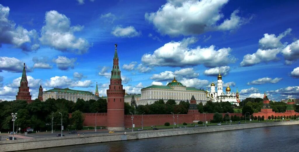 Кремль 21. Москва правительство кремль. кремль администрация президента. московский кремль президент. московский кремль величие.