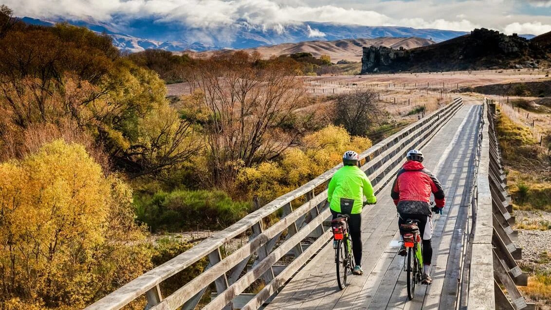 Trail loop m l. Rail trail. bicycle rail trail. alexandra new zealand. trailblazer star rail.