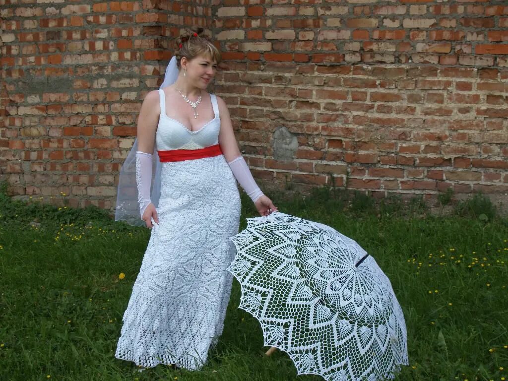 Свадебное платье связанное. Вязаное свадебное платье. свадебное платье крючком. невеста в вязаном платье. вязаное свадебное платье крючком.