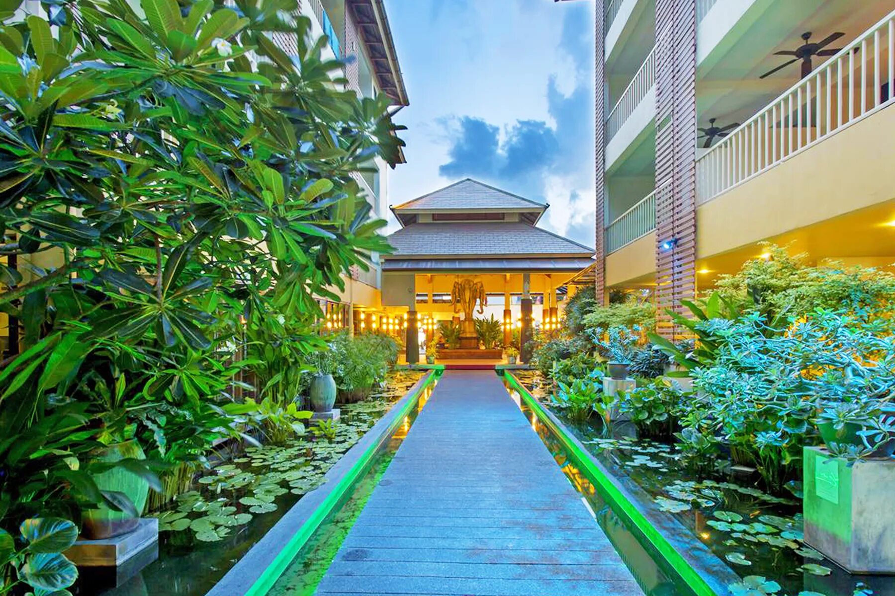 Касадель соль. Касадель соль пхукет. Касадель соль пхукет. Tuana hotels casa del sol 4 пхукет. Касадель соль пхукет.