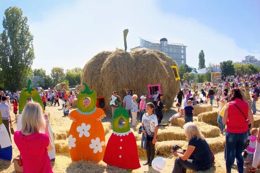 Яблоневый сад орел болховский. Город сад воронеж. Воронежские сады работа. Воронежские сады работа. Воронежские сады работа.