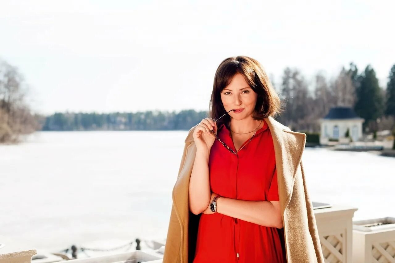 Анна банщикова стрижка. Анна жбанникова актриса. Банщикова анна борисовна ищейка. Анна банщикова фотосессия. Шанна банщикова актриса.