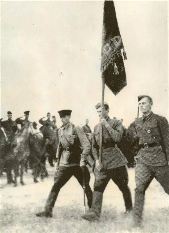 Август 1941. Киров 1941 год. 311 стрелковая дивизия кировская область. 311 стрелковая дивизия 1941. кировская область в годы войны.