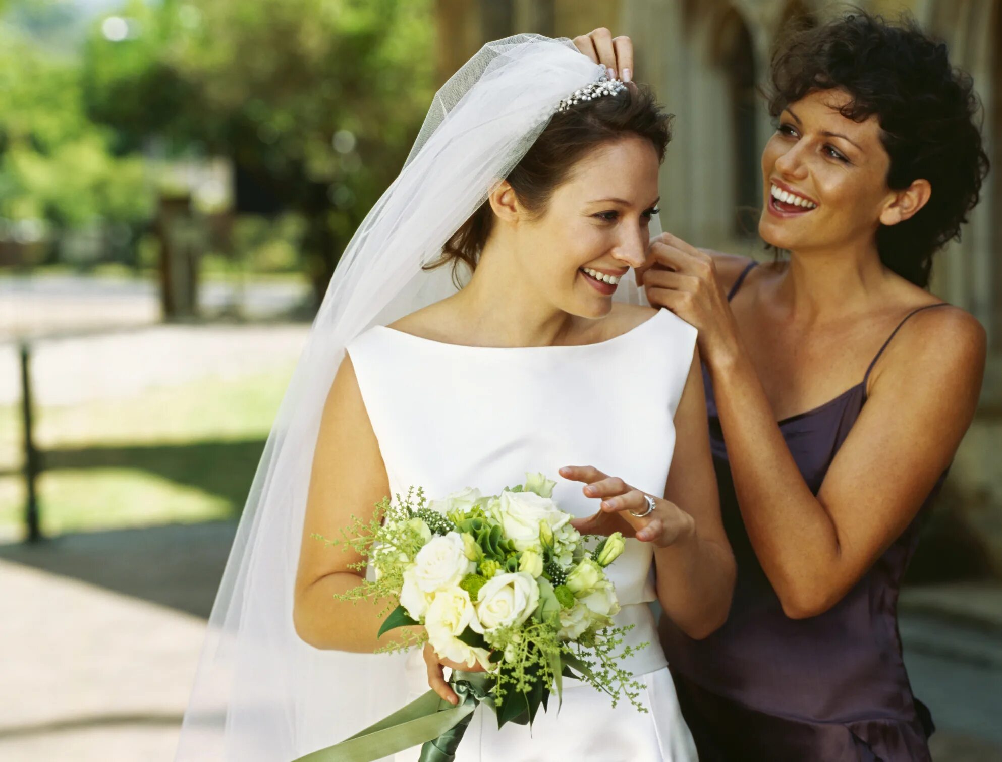 Свадебный переполох фильм 2001. Фото гарри и меган по случаю помолвки черно белые. Ее жених бывший ее сестры. Две девушки невесты. Жених напрокат (2005) the wedding date.