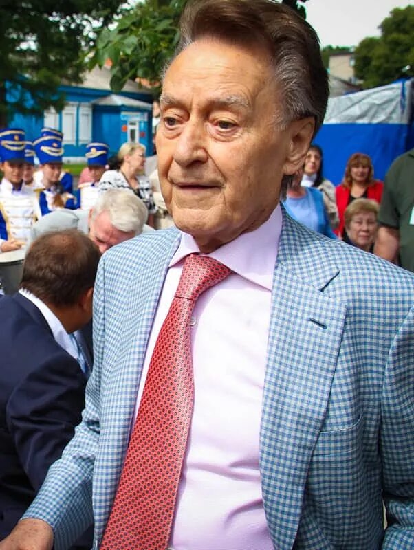 Файл:Andrey Dementyev (poet) 3.jpg - Википедия