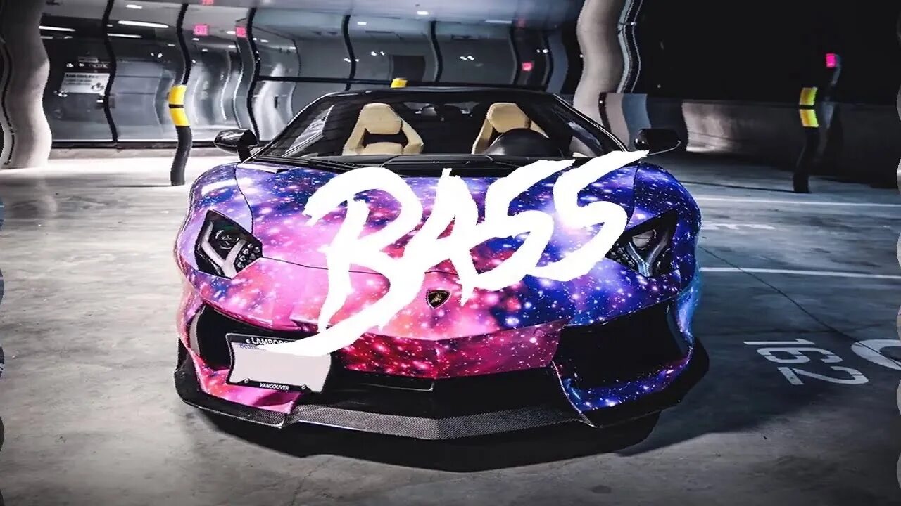 Best bass boosted music. Басс в машине. Крутые машины басс. Басы в машину. Музыкальная машина.