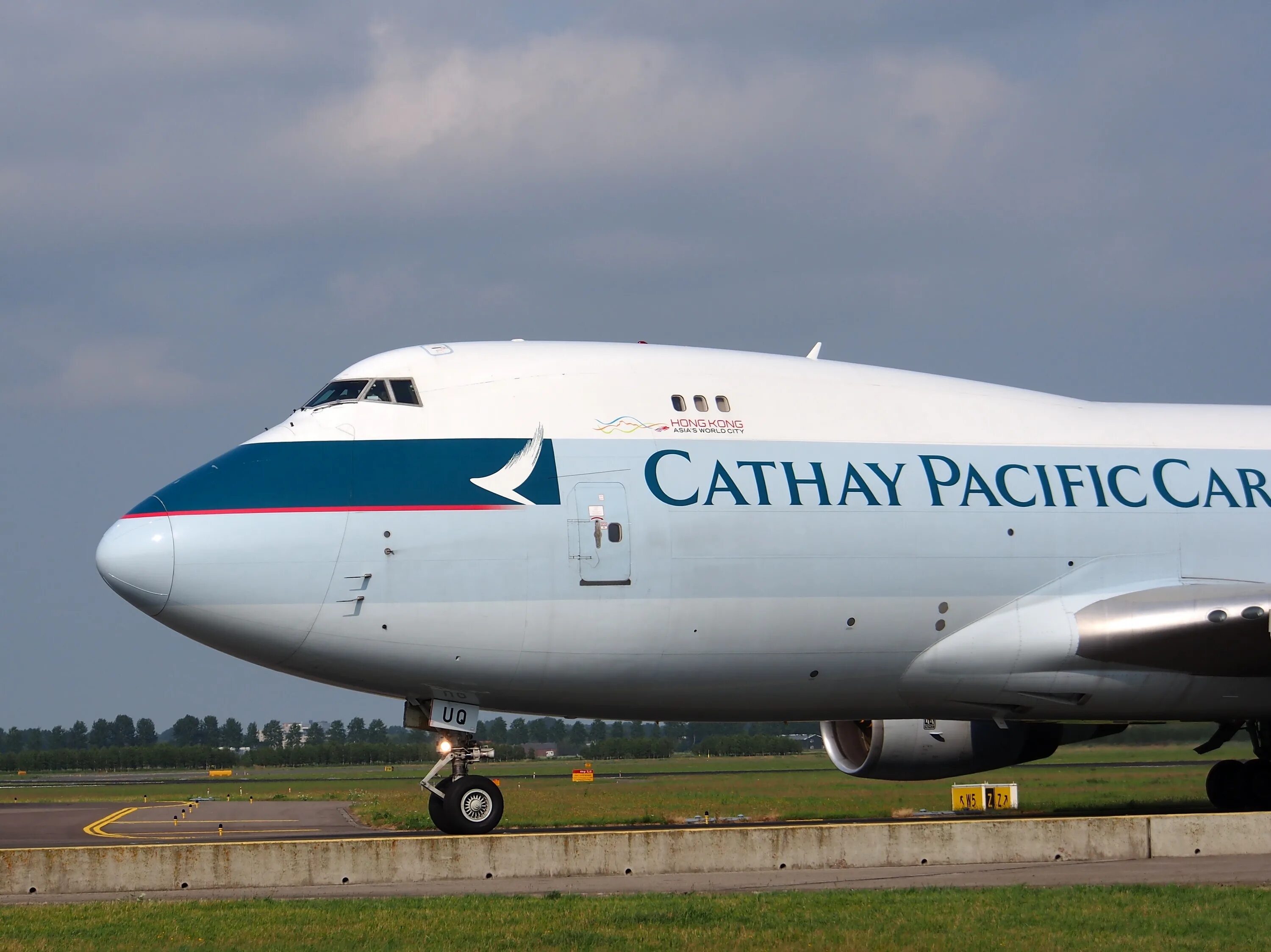 Jumbo jet. Boeing 747 Cathay Pacific. Самолеты Cathay Pacific. Boeing 747-400 Cathay Pacific. Джамбо Джет.