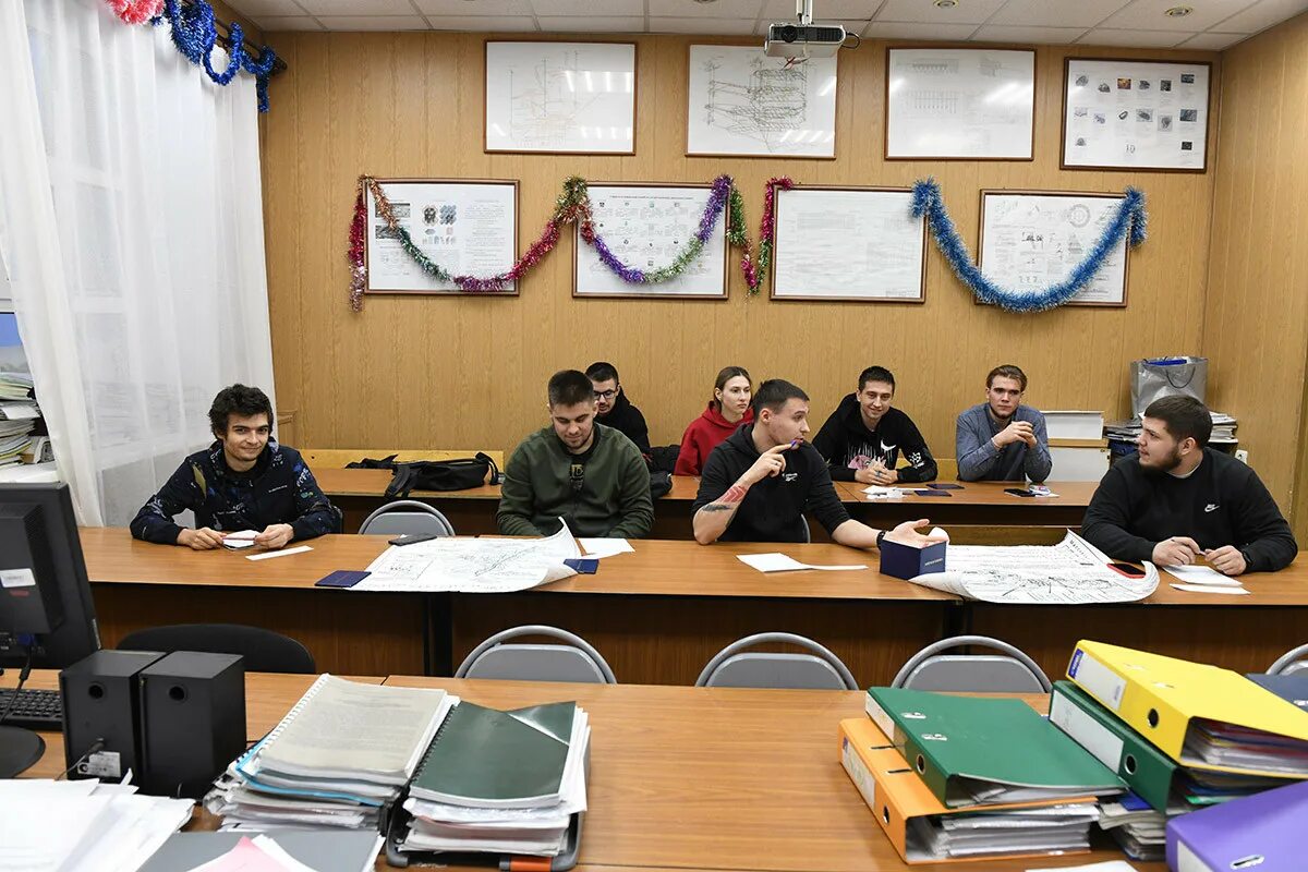 Сгупс ниижт. Забгу студенты. Свердловск горный институт. Свердловск горный институт. Форма студента горного института.