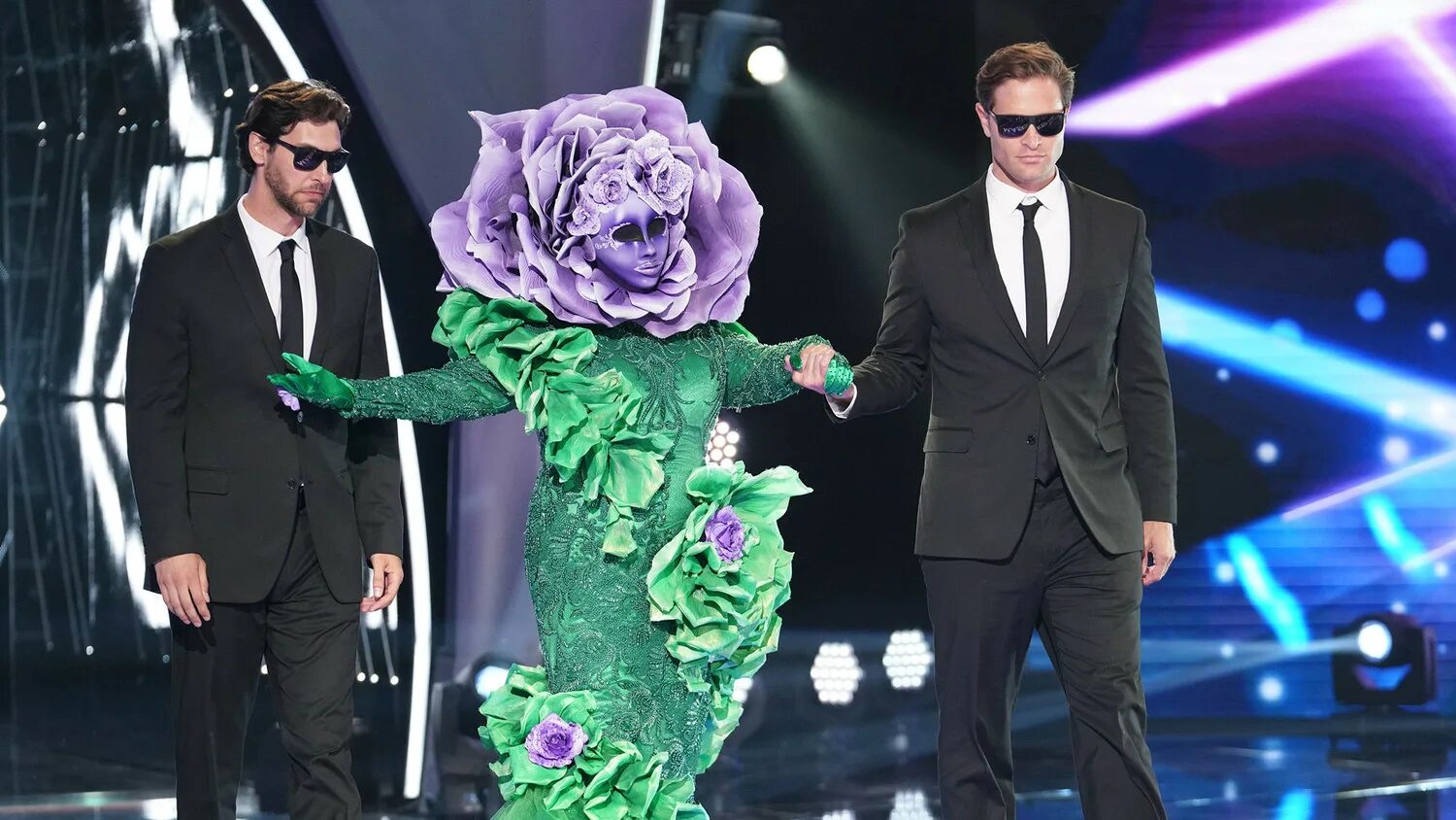 Masked date. The masked singer сериал. шоу маска 2 сезон дата. маска 2 сезон россия. шоу маска 2 сезон дата выхода.