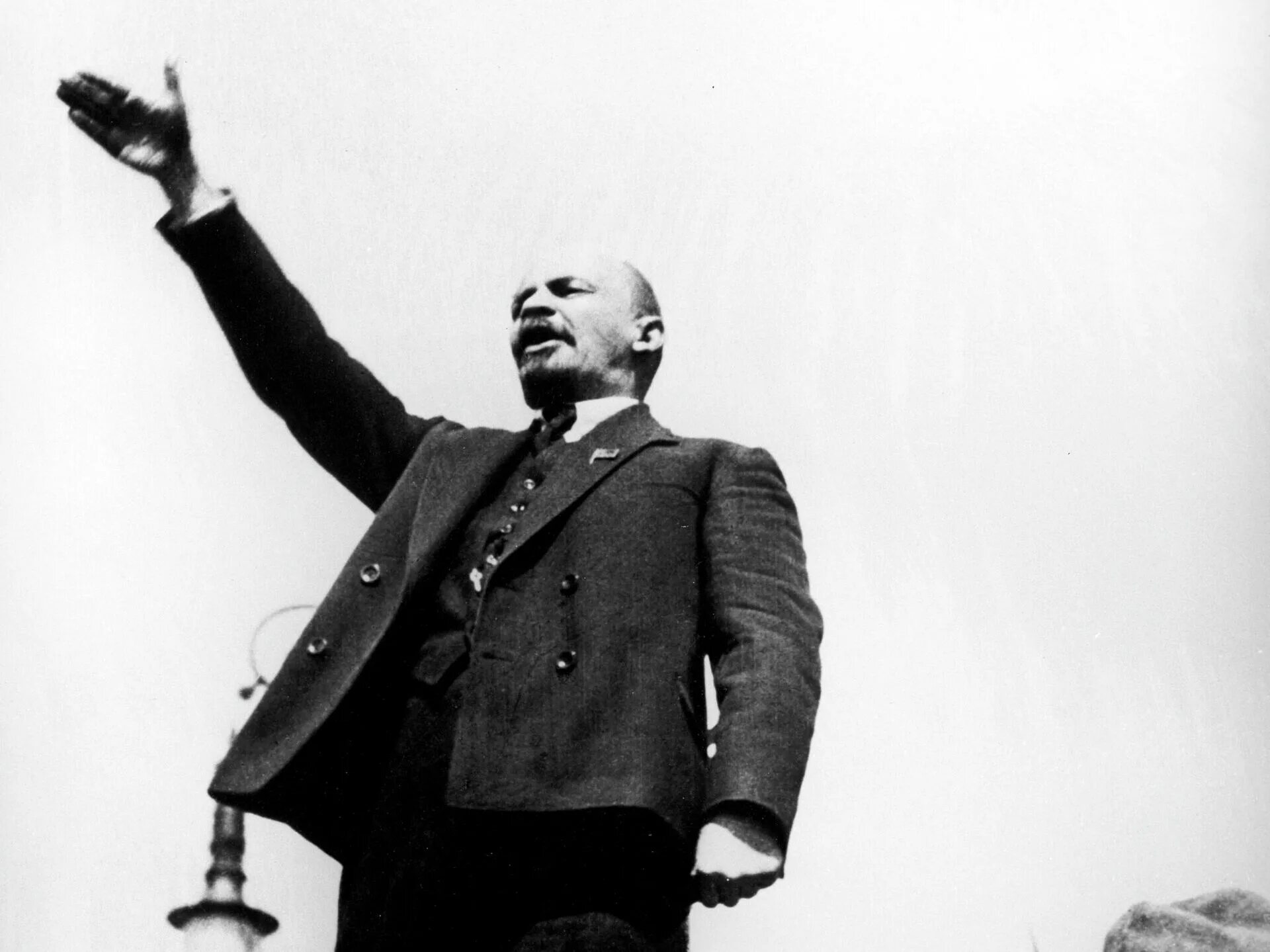 Ленин рсфср. Ленин владимир ильич революция. ленин 1917. владимир ленин 1917. ленин владимир ильич октябрьская революция.