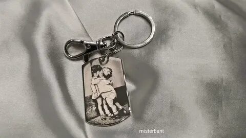Брелок с видео
