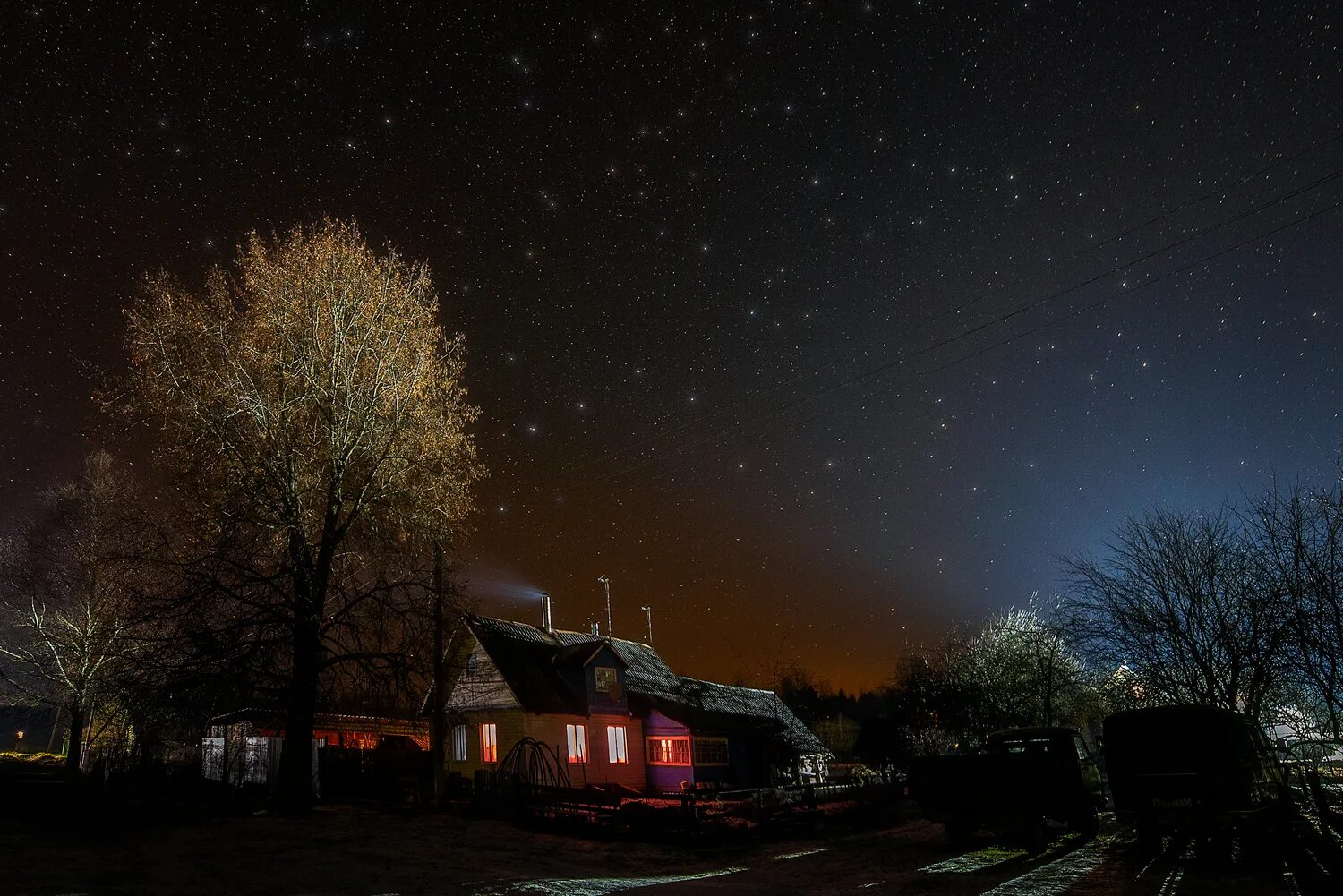 День и ночь деревня. Ночная деревня. Звездная ночь в деревне. Ночное небо в деревне. Деревня ночь звезды.