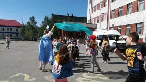 Школа 13 высокий