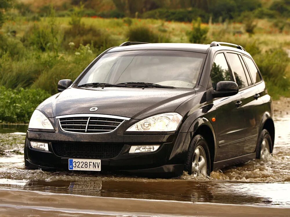 Сколько стоит саньенг кайрон. Саньенг Кайрон. Машина SSANGYONG Kyron. Саньенг Кайрон 2. SSANGYONG Kyron 2007.