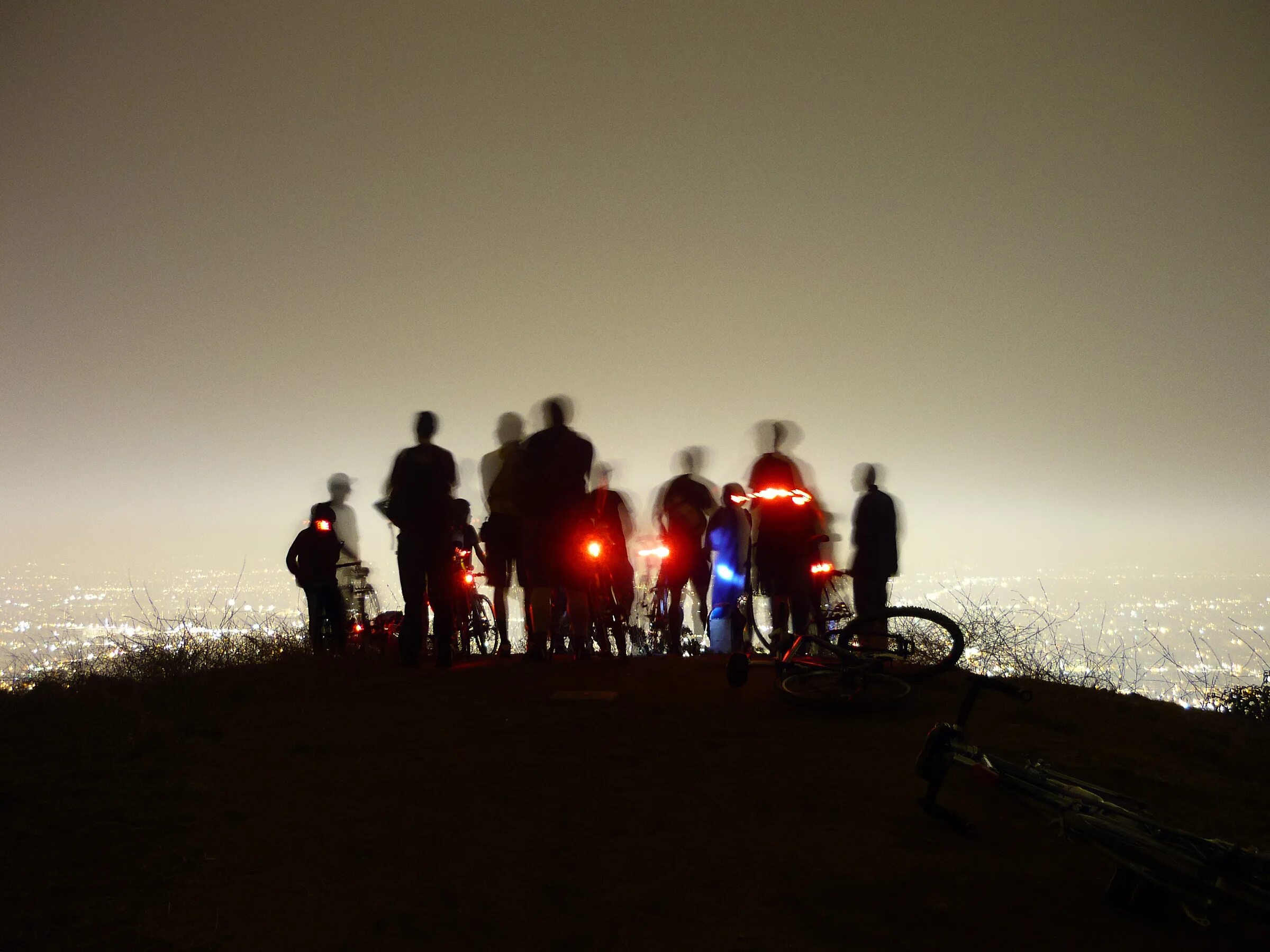 Bike night. Велосипедист ночью. Night Ride. Велопробег в лесу ночью. Ночь, Bike [байк].