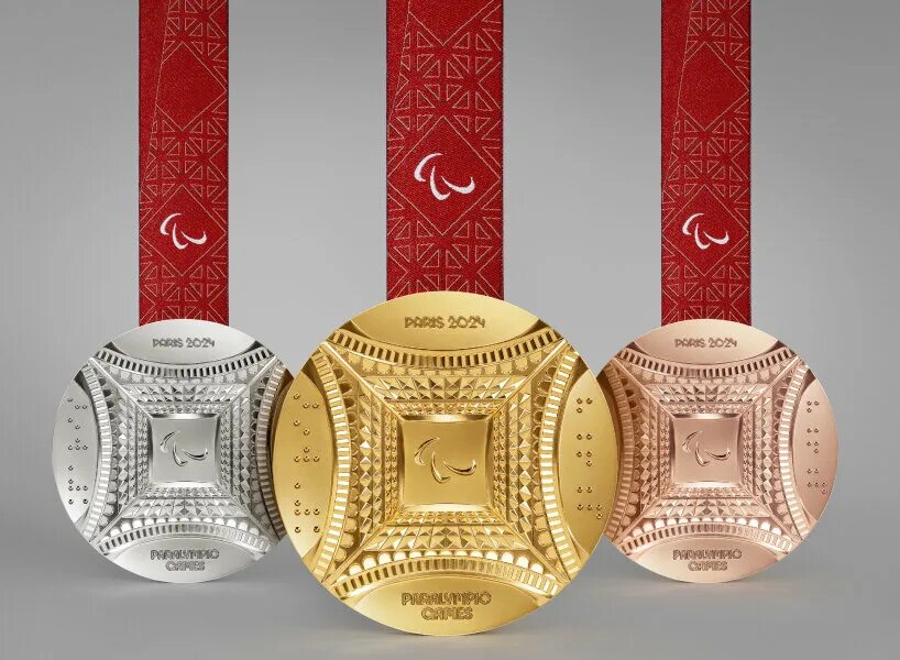 Медали олимпиады в париже 2025 как выглядят Paris 2024 Olympic Games medals to be encrusted with Eiffel Tower pieces 'An u