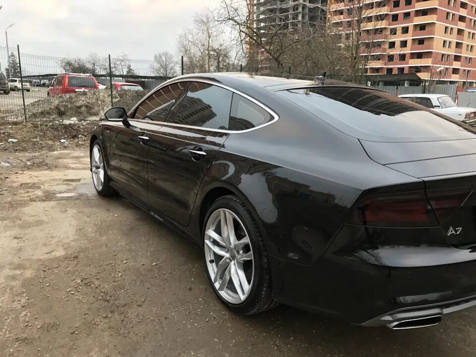 Ауди 7 бу куплю. Ауди а7 черная. Ауди а7 тонированная. Audi a7 2012 Black. Ауди а7 черная тонированная.