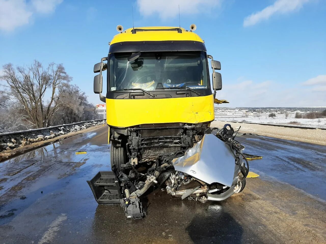 Дтп 20 марта на объездной курская область объездная. Дтп в курске вчера на объездной. Авария в курске на объездной. Авария малая вишера спасская полисть. Авария в курске вчера на объездной.