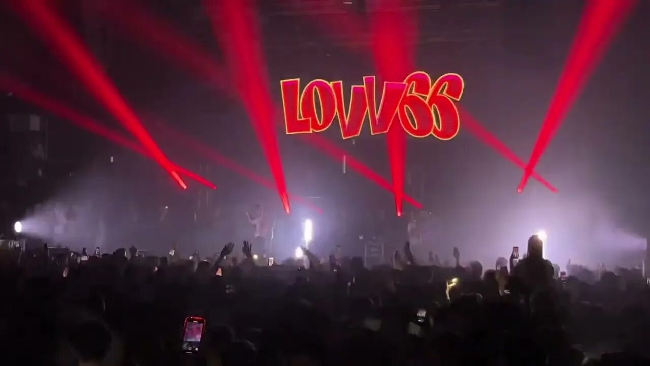 Lovv66 10 м. Lov66 репер. лав 66 певец. шорт лав lovv66. лав66 2025.