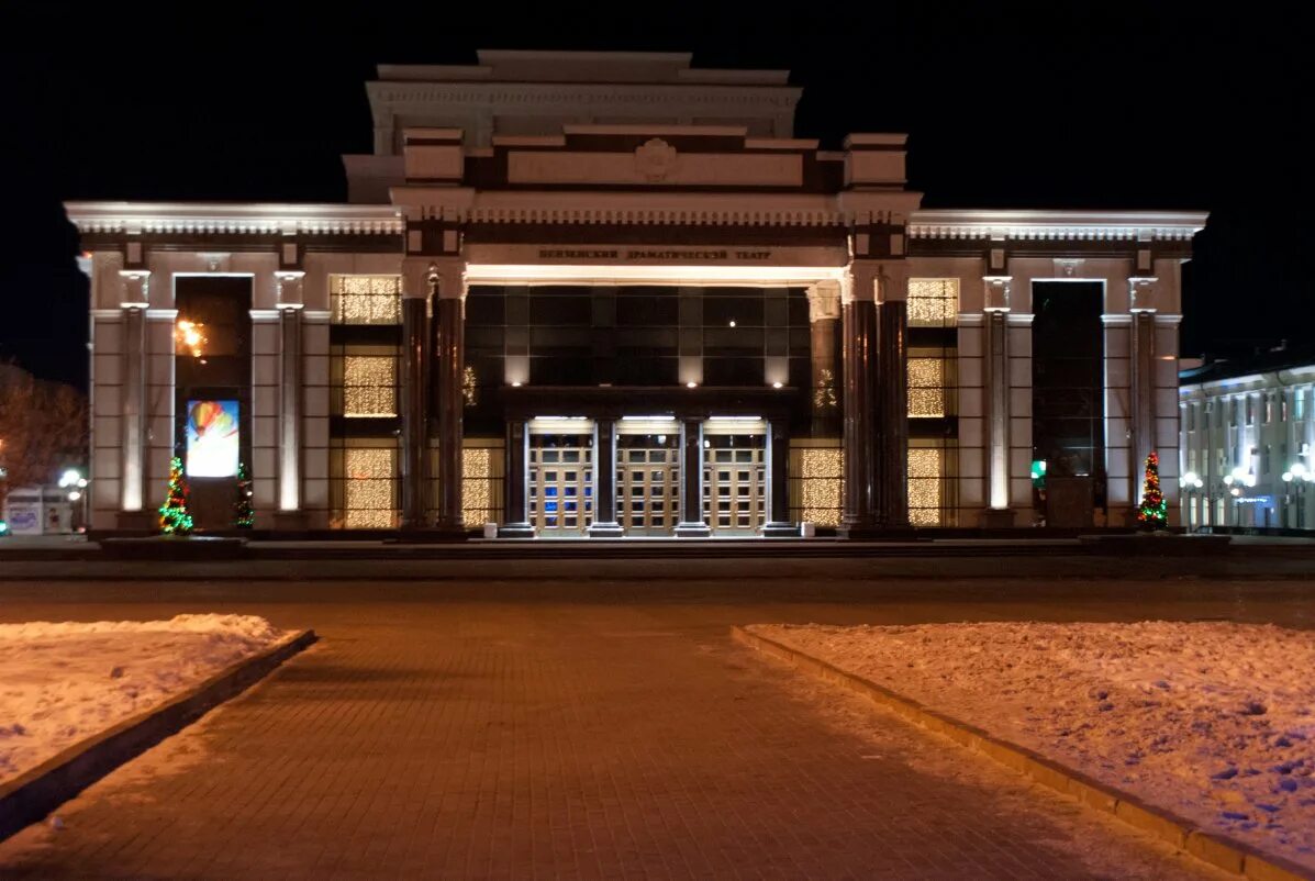 пензенский областной театр. драмтеатр пенза. луначарского. драмтеатр пенза. в.