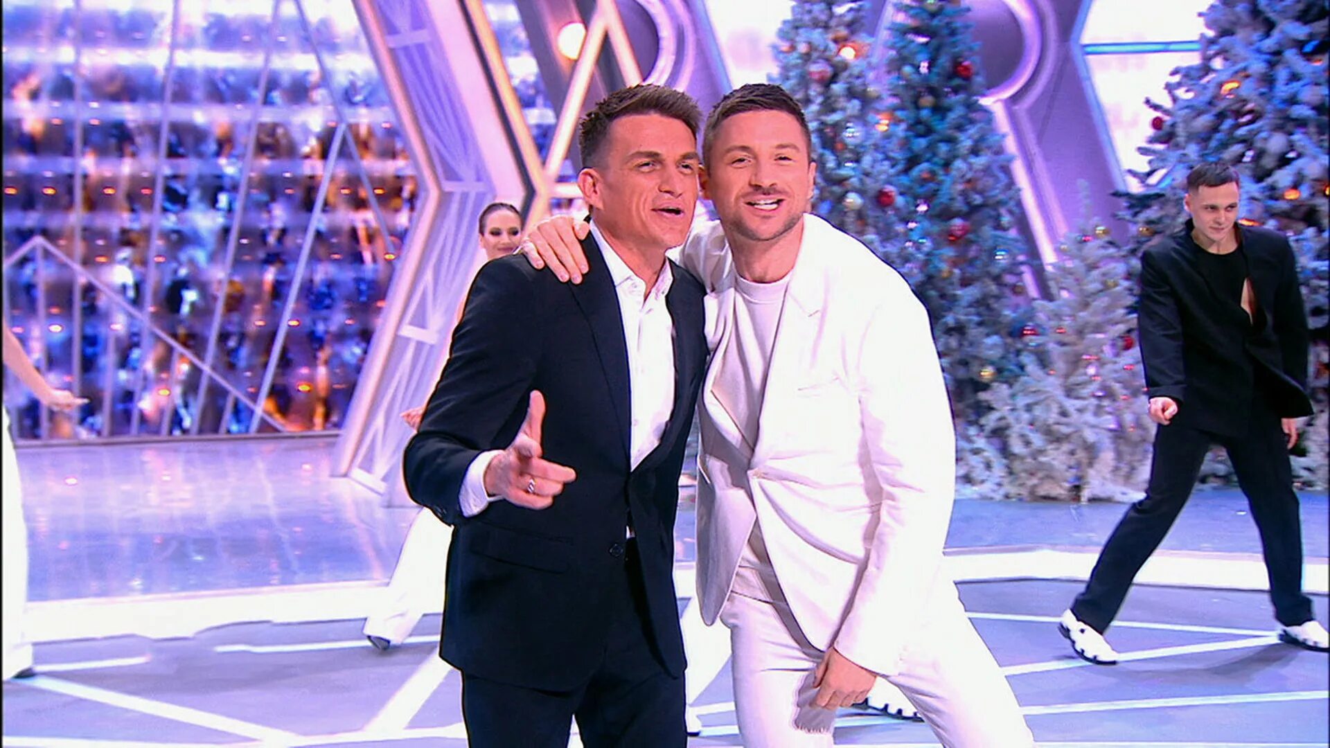 екатерина гусева голубой огонек. россия 1 ведущий басков. меладзе голубой огонек 2023. 01. голубой огонек 2022 россия 1.