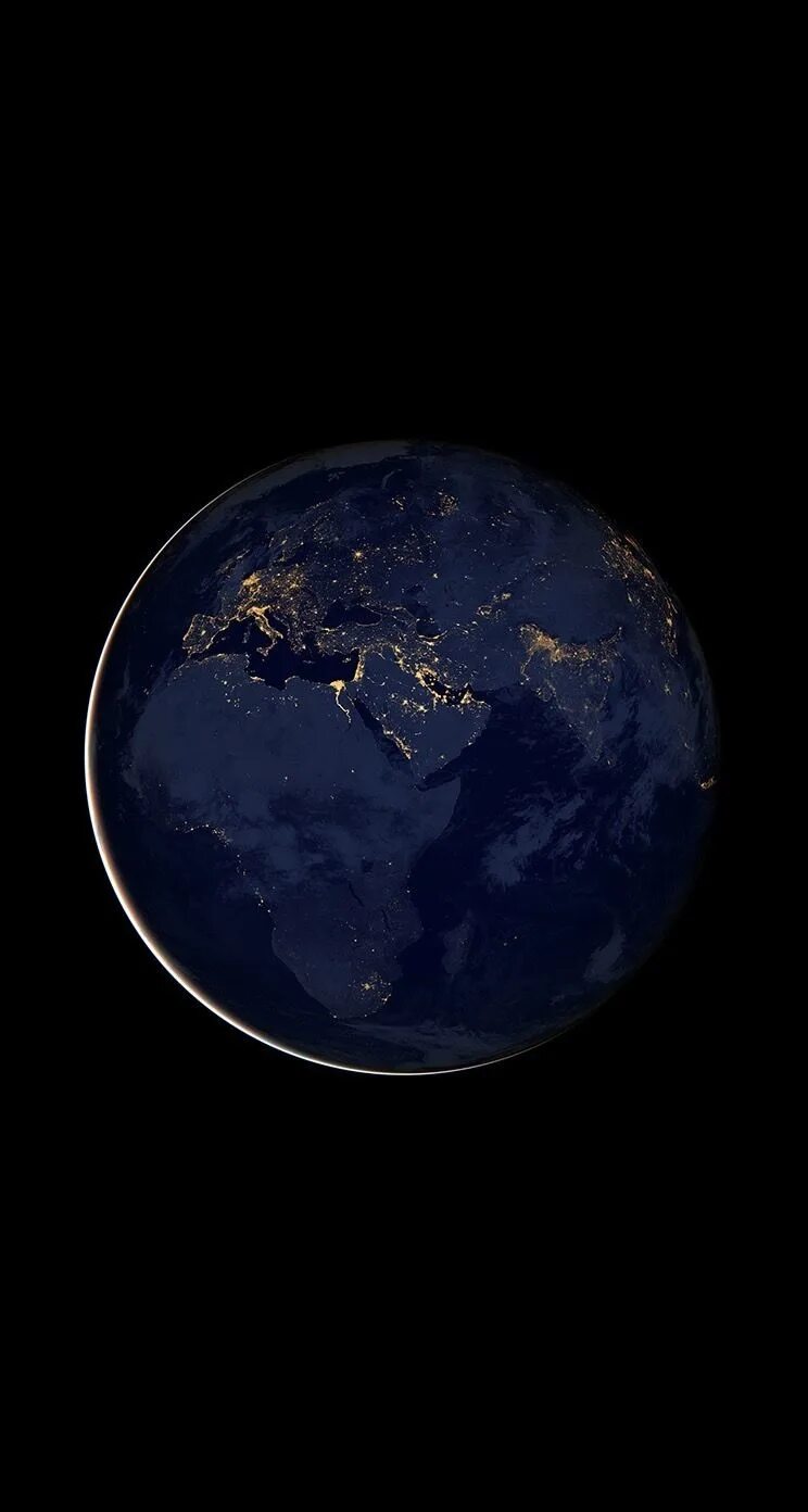 Планета iphone. Вид земли из космоса. О земле и космосе. Обои на айфон земля. Луна айфон.
