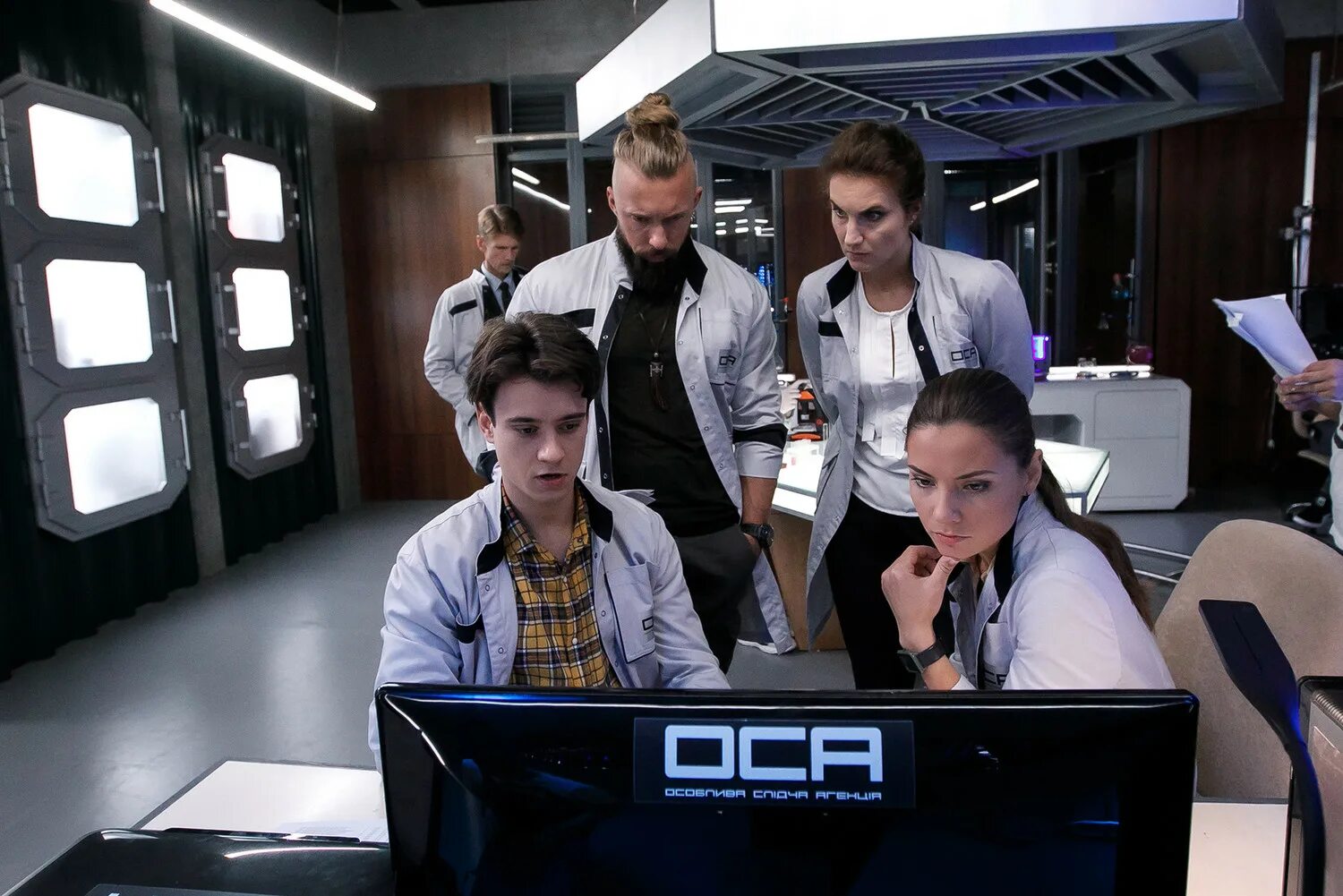 След дата выхода. След сериал 2025 украина. сериал след 2025. след сериал 2007. след сериал 2025.