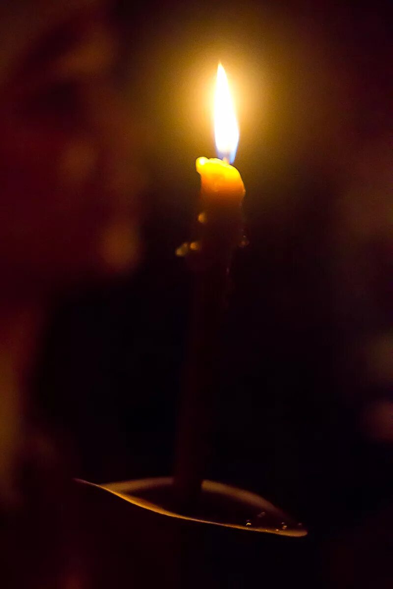 Поминальная свеча памяти. Свеча скорби. Поминальная свеча. Траурная свеча. Свеча памяти.