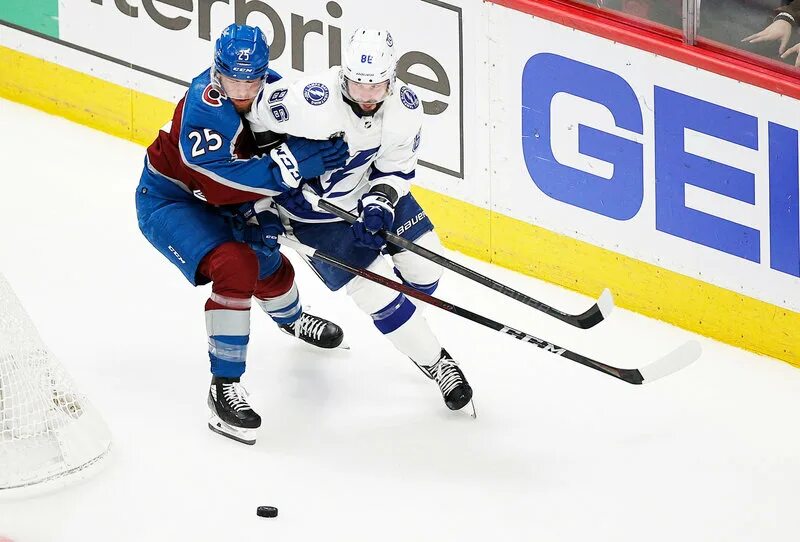 Тампа бэй лайтнинг кучеров. Кучеров вернется. Кучеров никита с трофеи. Кучеров вернется. Никита.