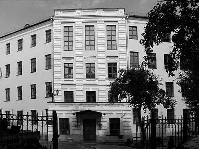 Сретенка 20 школа. Школа 610 москва сретенка 20. Сретенка 14 сбербанк. Пушкинская школа сретенка 20. Школа 1500 сретенка 20.
