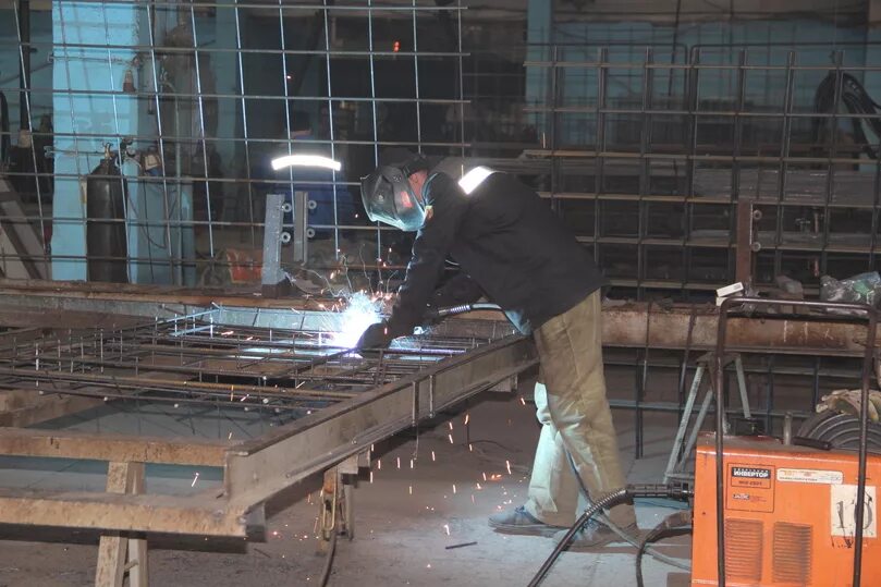 Бетон и железобетон. Сваи мостовые с1435т7. Директор жби 100 барнаул. Завод жби барнаул. Жби 100.