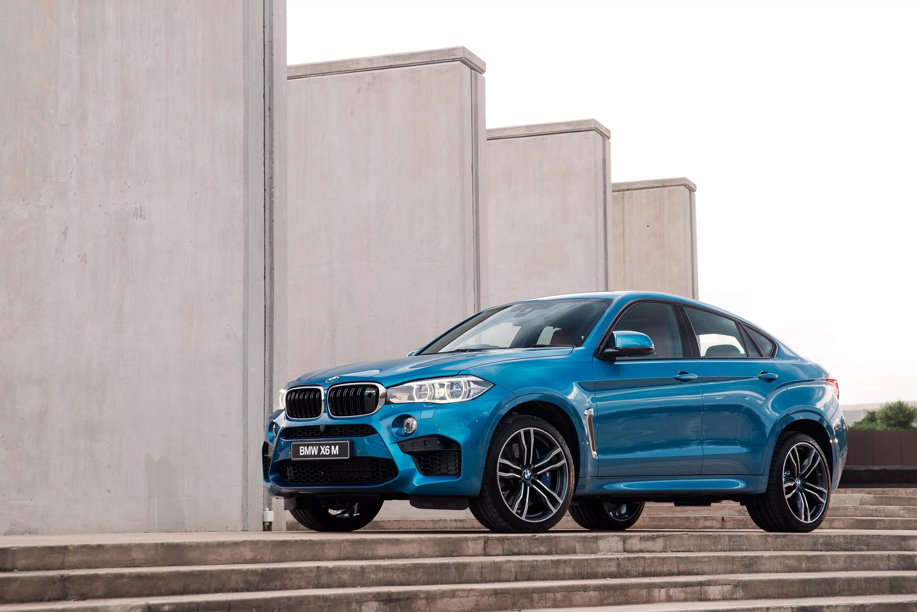 Х 4 6 4х 6х. BMW x6m 2015. BMW x6m Blue. BMW x6m 2016. BMW x6 f16 Blue.