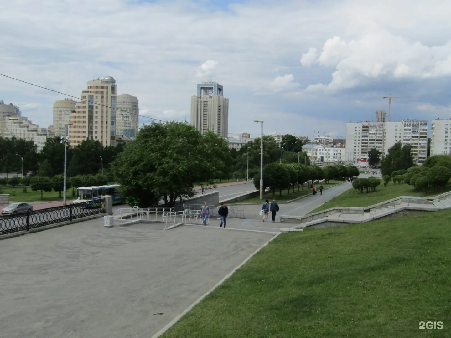 Вознесенская горка. Вознесенская горка екатеринбург. вид с вознесенской горки. храм на вознесенской горке екатеринбург. михайловская горка екатеринбург.