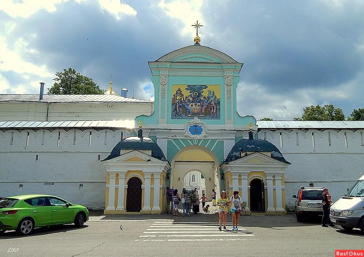 северный св. северный св. святые ворота хотьково. армянская церковь григория просветителя владикавказ. ачаирский монастырь омская область.