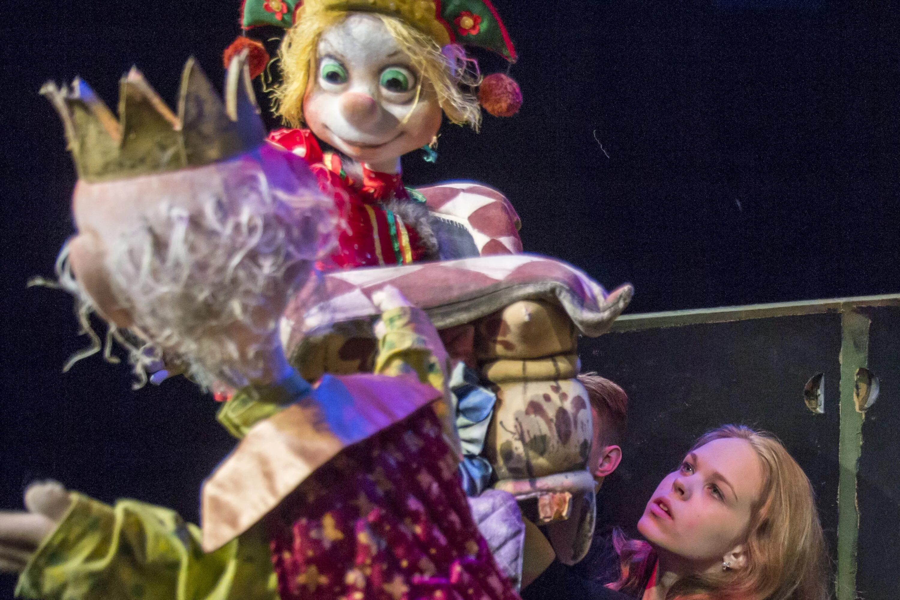 Спектакль царевна лягушка в театре спб. Новый год наоборот спектакль. Царевна-лягушка спектакль симферополь. Новогодний спектакль «царевны: новый год наоборот. Театр вера нижний новгород спектакли.