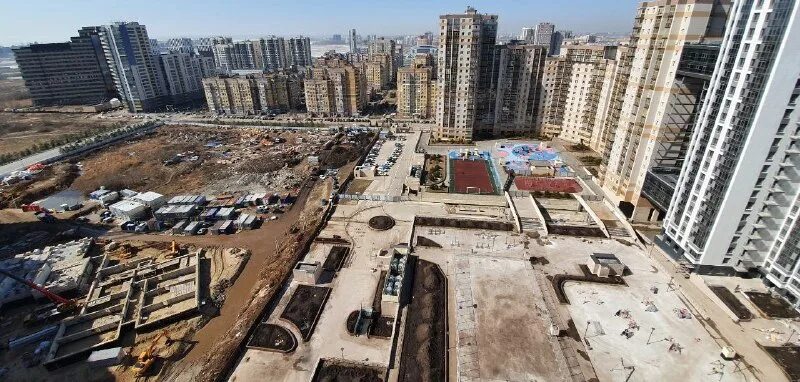 кран кб 474. мост через кубань в краснодаре. жк казансу казань. 90е hd. несут цветы к сожженному танку у посольства росси.