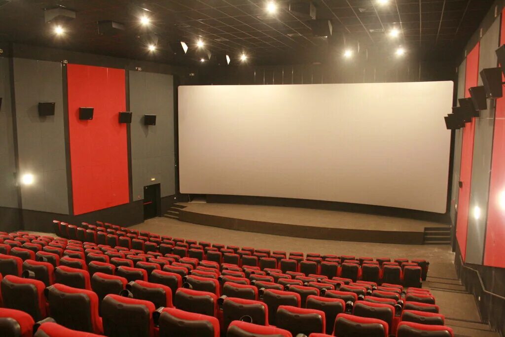 Великан парк на горьковской кинотеатр. Atmos гигант хабаровск. Кинотеатр оскар вип зал. Кинотеатр оскар хабаровск. Киносити новосибирск vip зал.