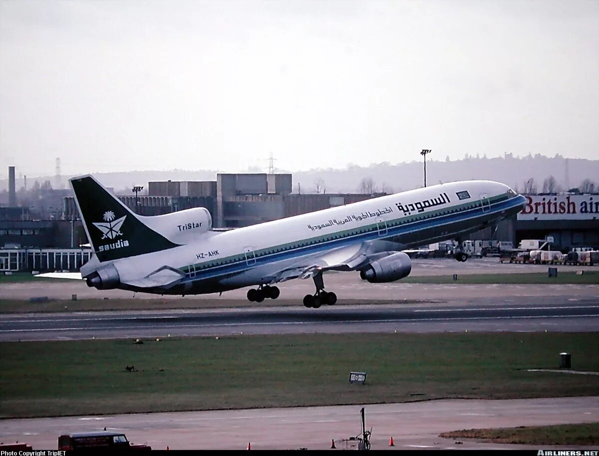 L 1011 в эр рияде. L 1011 tristar салон. lockheed l-1011 tristar салон. saudia 163. saudia flight 163.