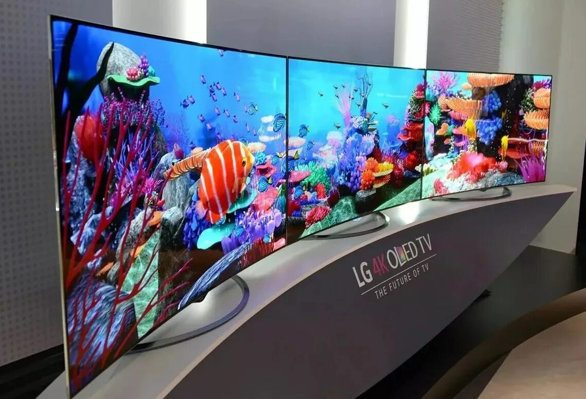 Купить экран в москве. Самсунг олед 4к. LG oled77g2. ТВ самсунг OLED. Олед экран LG.