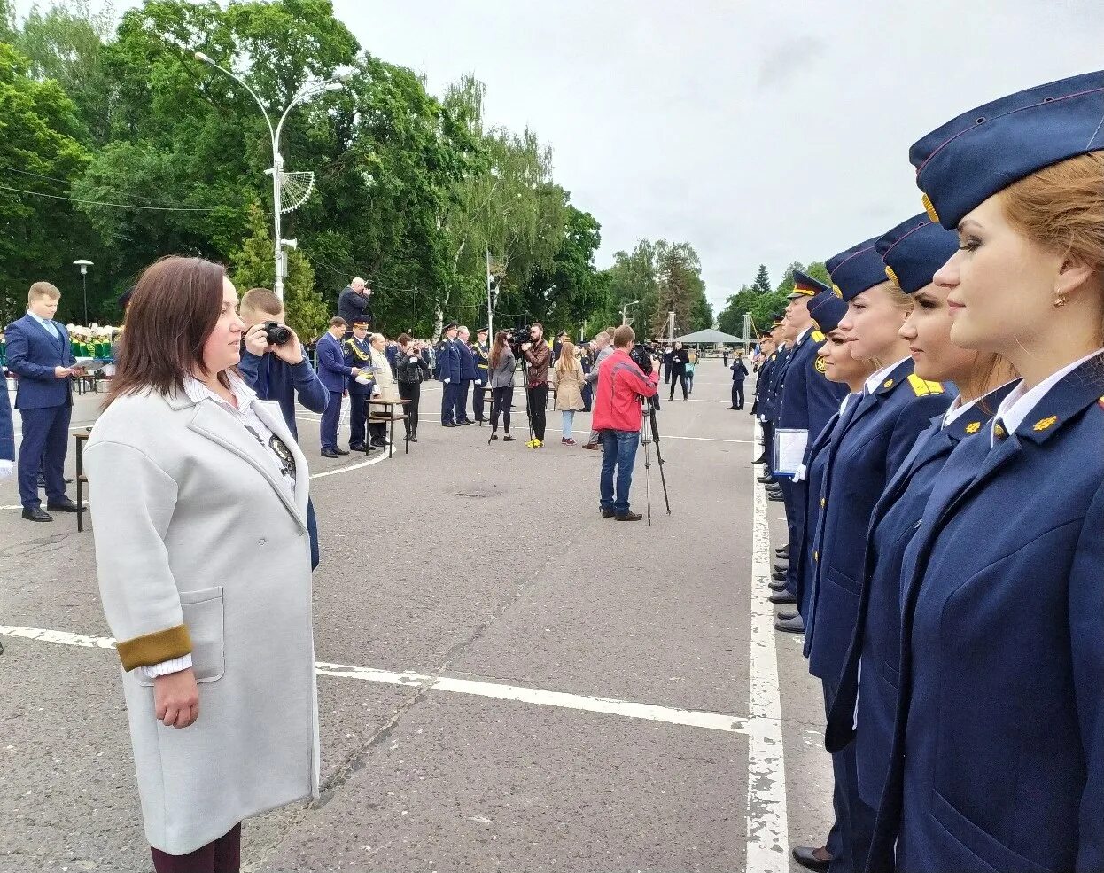 Вологда ФСИН институт казарма. ВИПЭ ФСИН Вологда. Курсанты Вологда ВИПЭ ФСИН России 2003. ВИПЭ ФСИН присяга 2015. Сайт випэ вологда