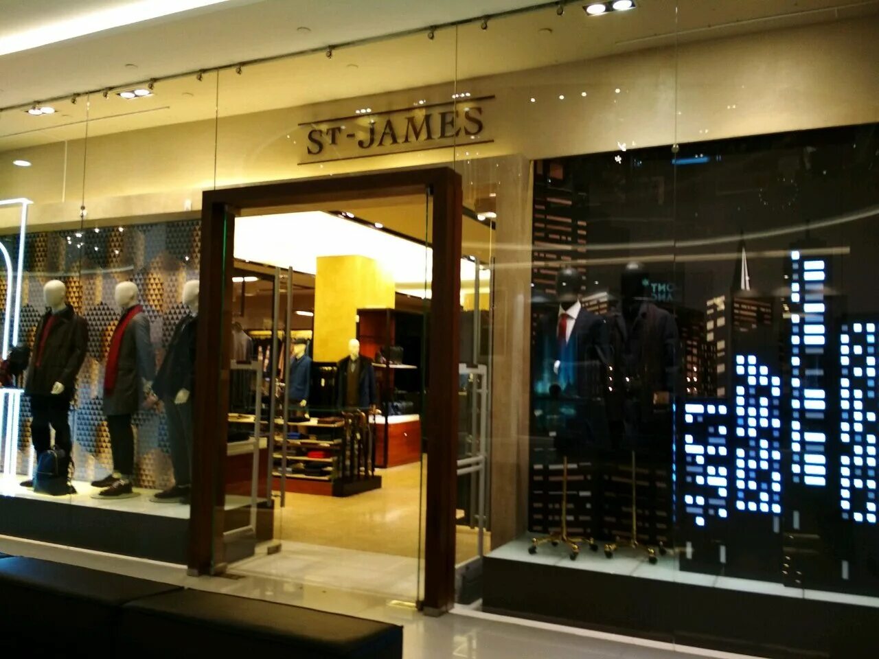 Одежда джеймса. James в спб. St james одежда. Морской стиль мужской. Saint james одежда.