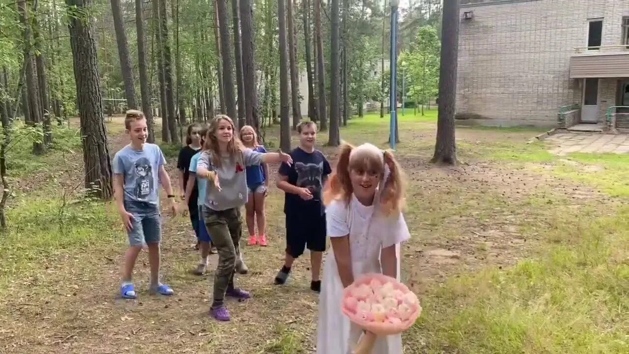 Лагерь go camp. Голубое озеро лагерь Цвелодубово. Пионерский лагерь голубые озера. Цвелодубово Ленинградская область дол голубое озеро. Детский лагерь голубое озеро Ленинградская область.