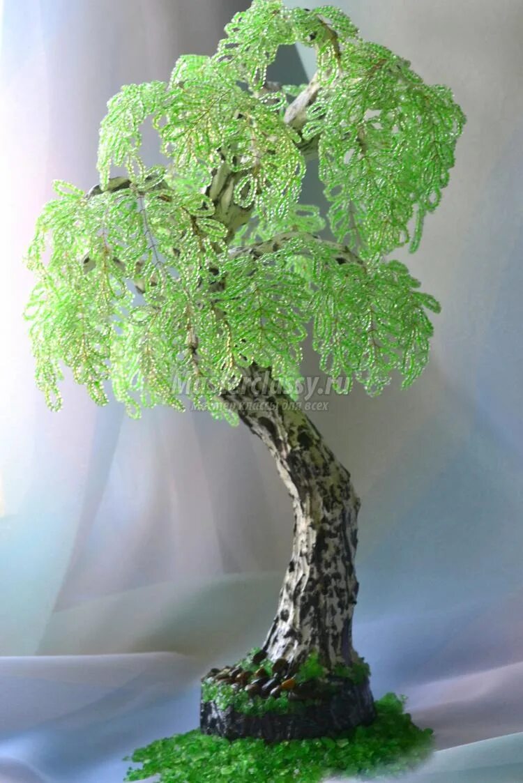 Бисер дерево берёзка. Береза из бисера. Плетение бисером деревья. Дерево из бисера береза. Дерево из бисера береза.