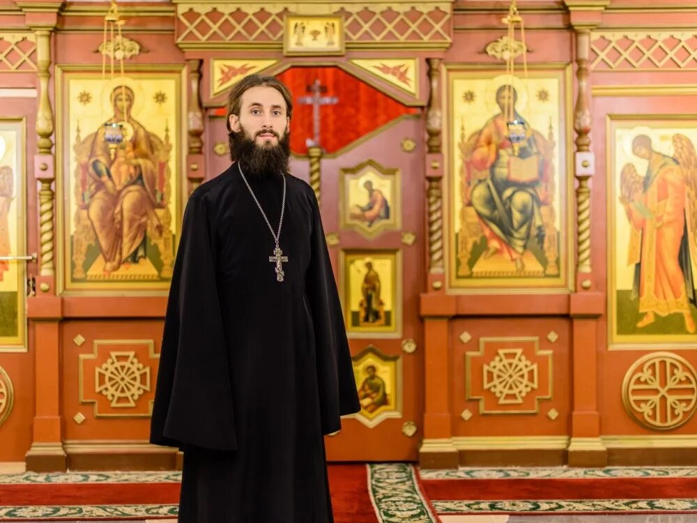 Священник андрей долгополов. Долгополов священник. Иерей андрей долгополов. Отец андрей долгополов. Священник андрей долгополов.