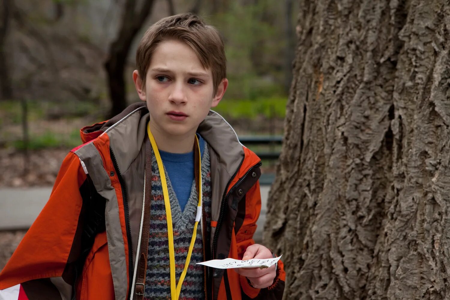 2011. Джонатан сафран фоер жутко громко и запредельно близко. ). Жутко громко и запредельно близко (2011г. ).