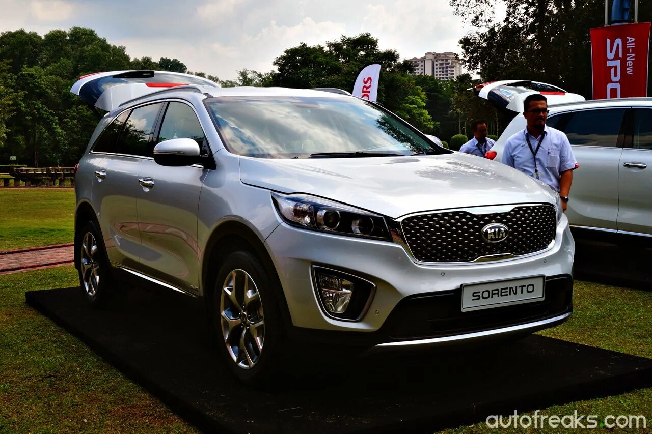2011 Kia Sorento Pictures: U.S. News