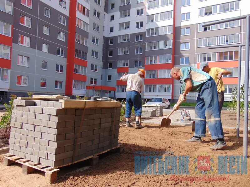 Дом старовойта. Строительство домов для нуждающихся. Строительство домов для нуждающихся. Строящееся здание. Лошица.